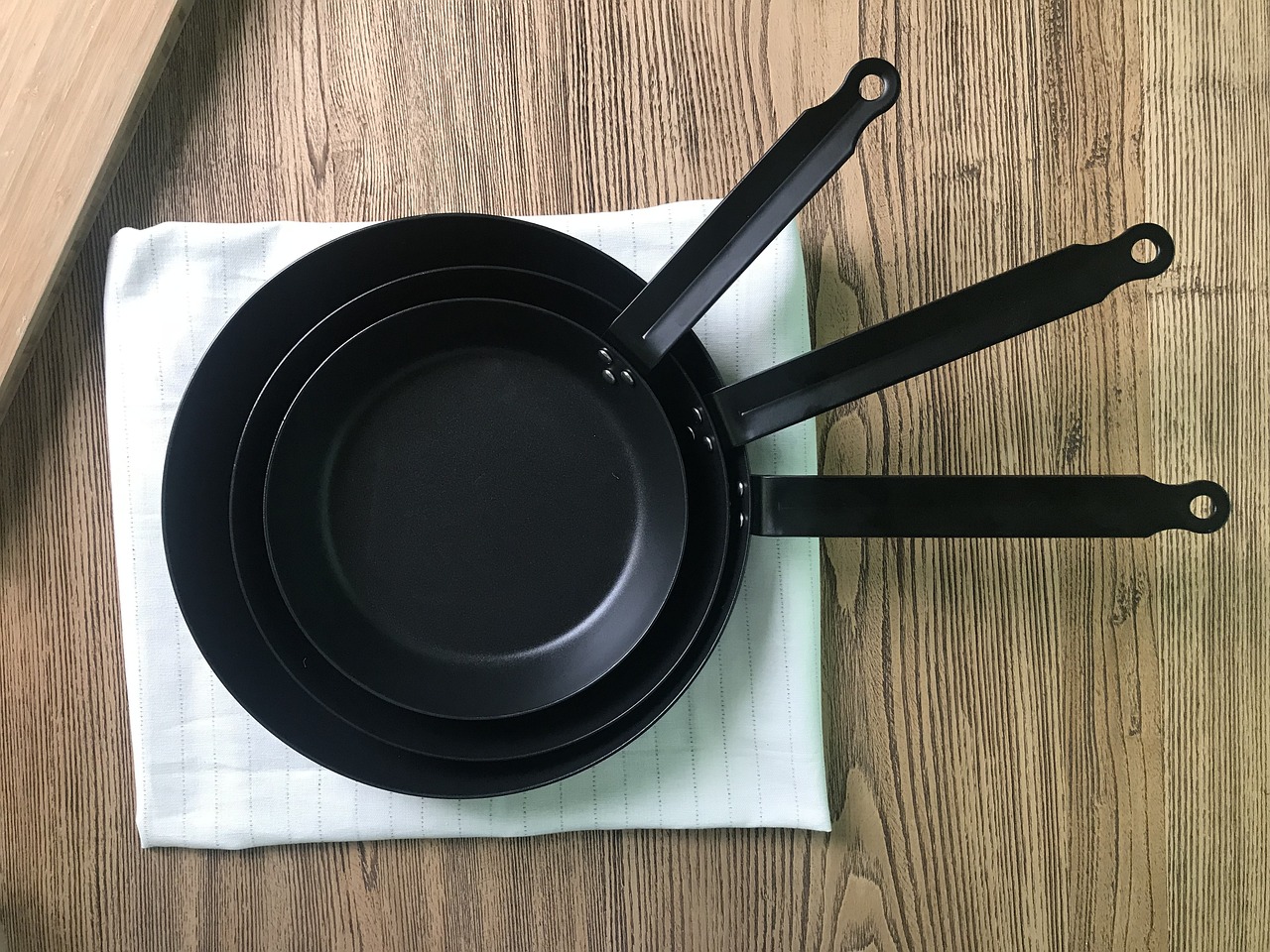 Can You Put Cast Iron In The Dishwasher Best Practices Cleaning Home Tips